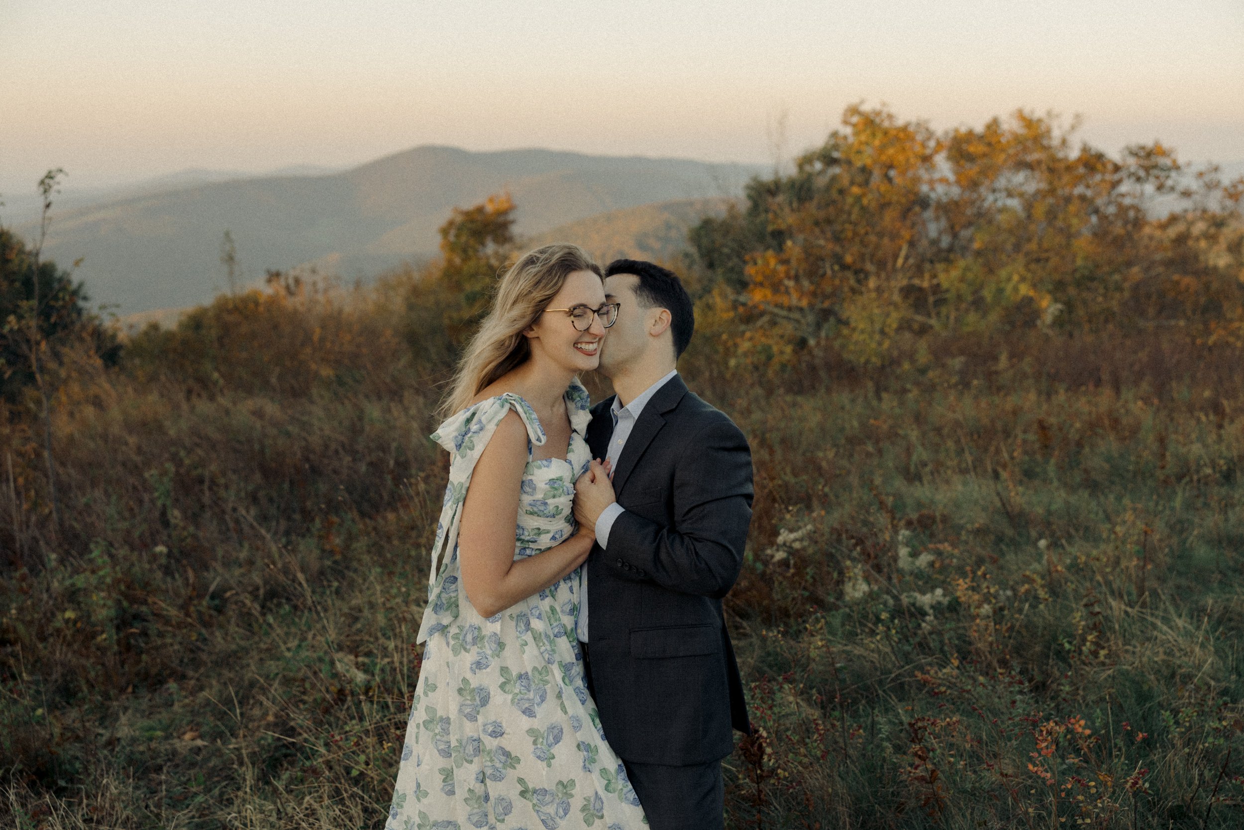 virginia-wedding-mountain-engagement-photo-session-42.jpg
