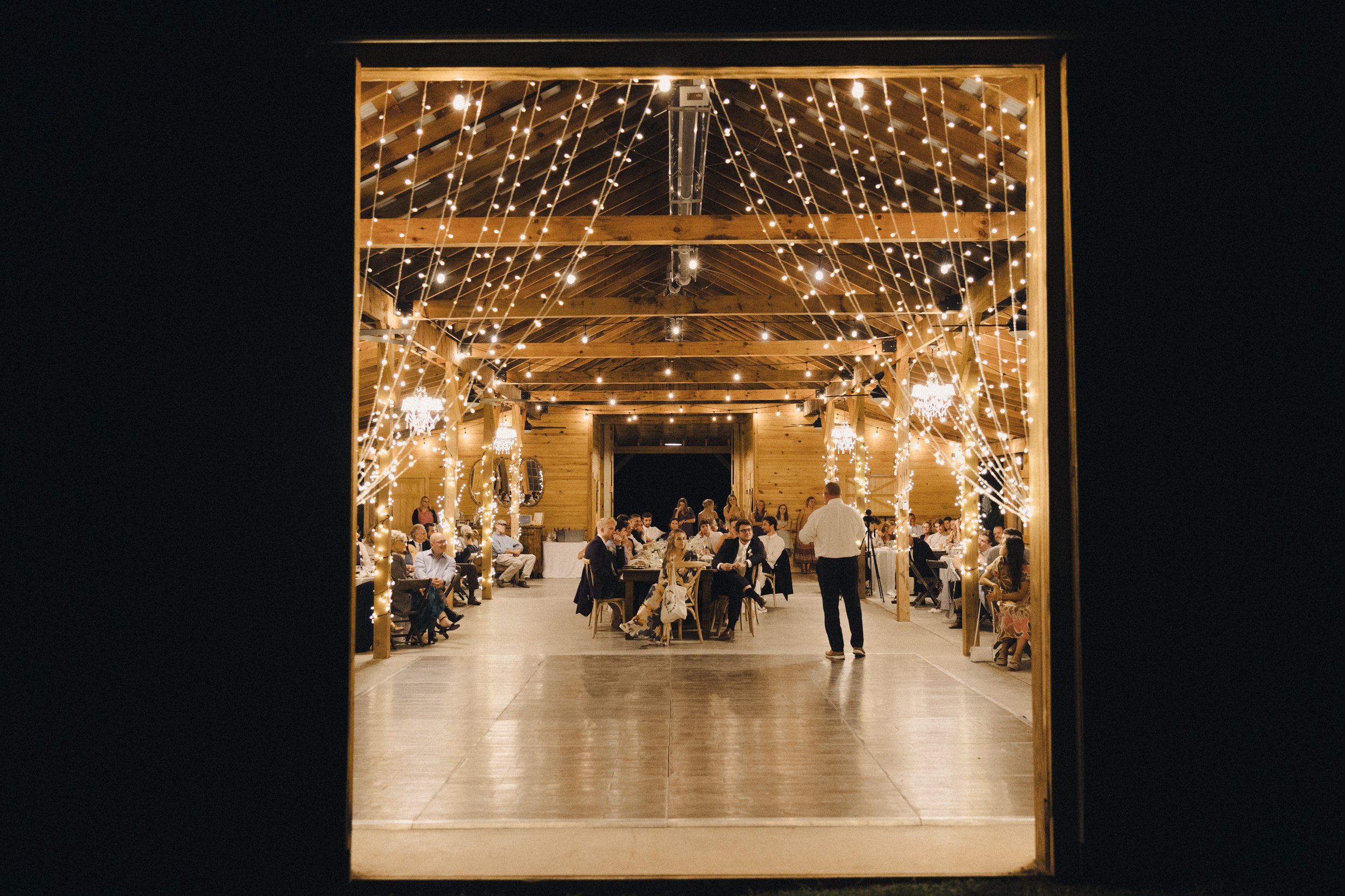 virginia-mountain-wedding-balcony-downs-79.jpg