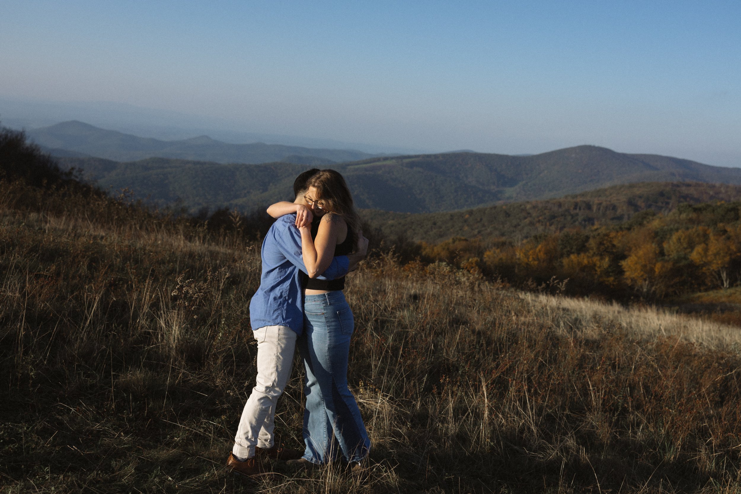 virginia-wedding-mountain-engagement-photo-session-3.jpg