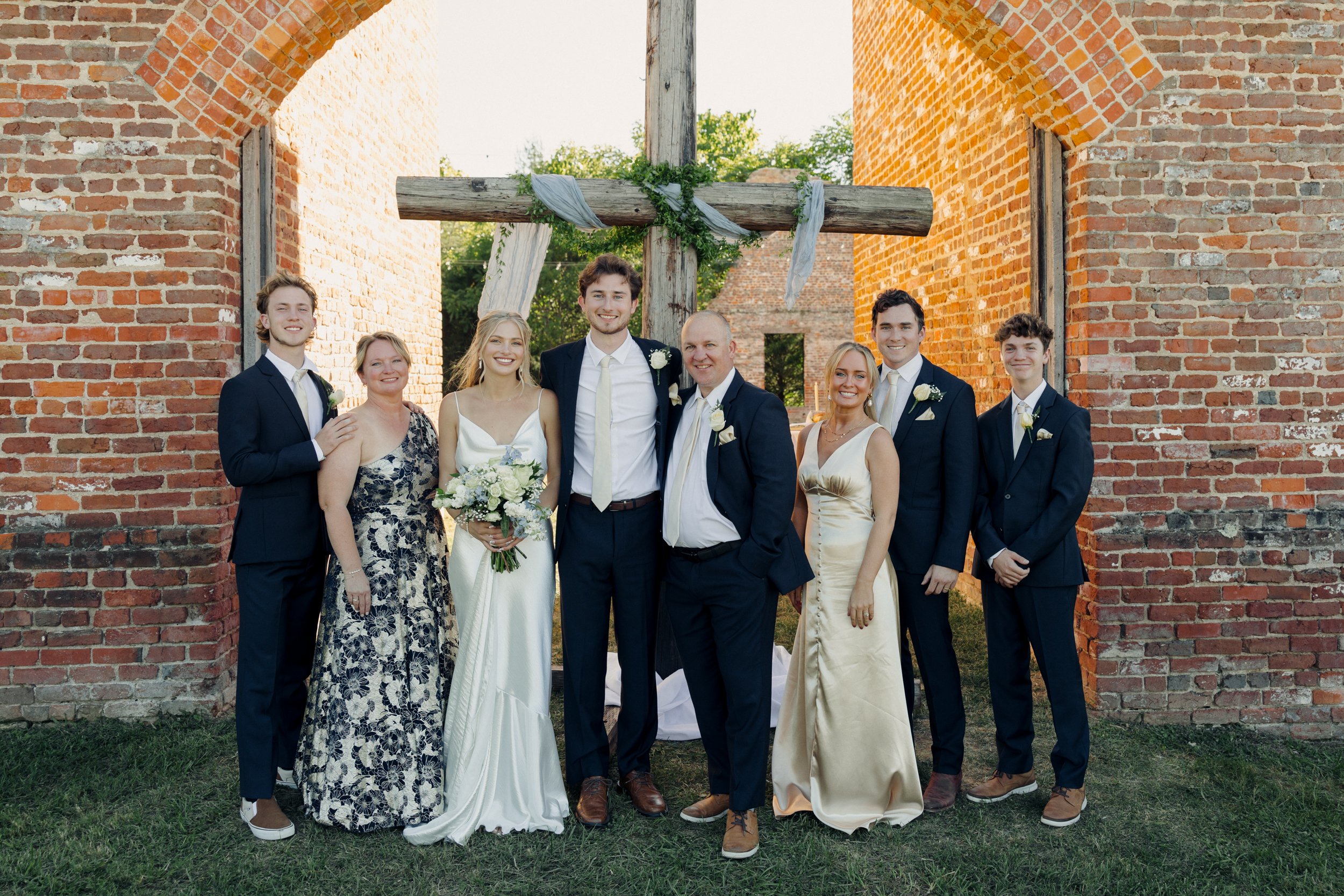 virginia-mountain-wedding-balcony-downs-52.jpg