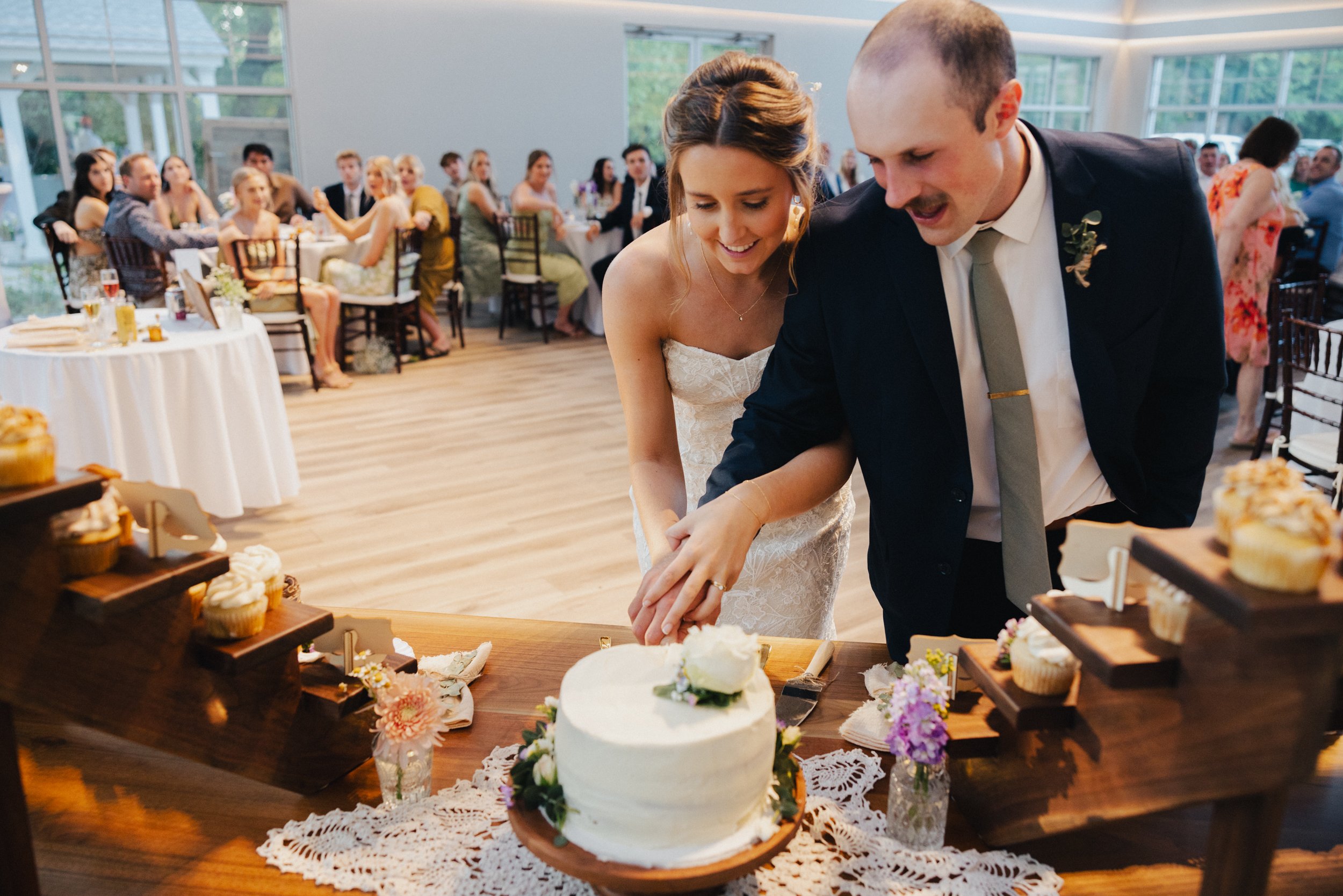 virginia-beach-wedding-haley-josh-162.jpg