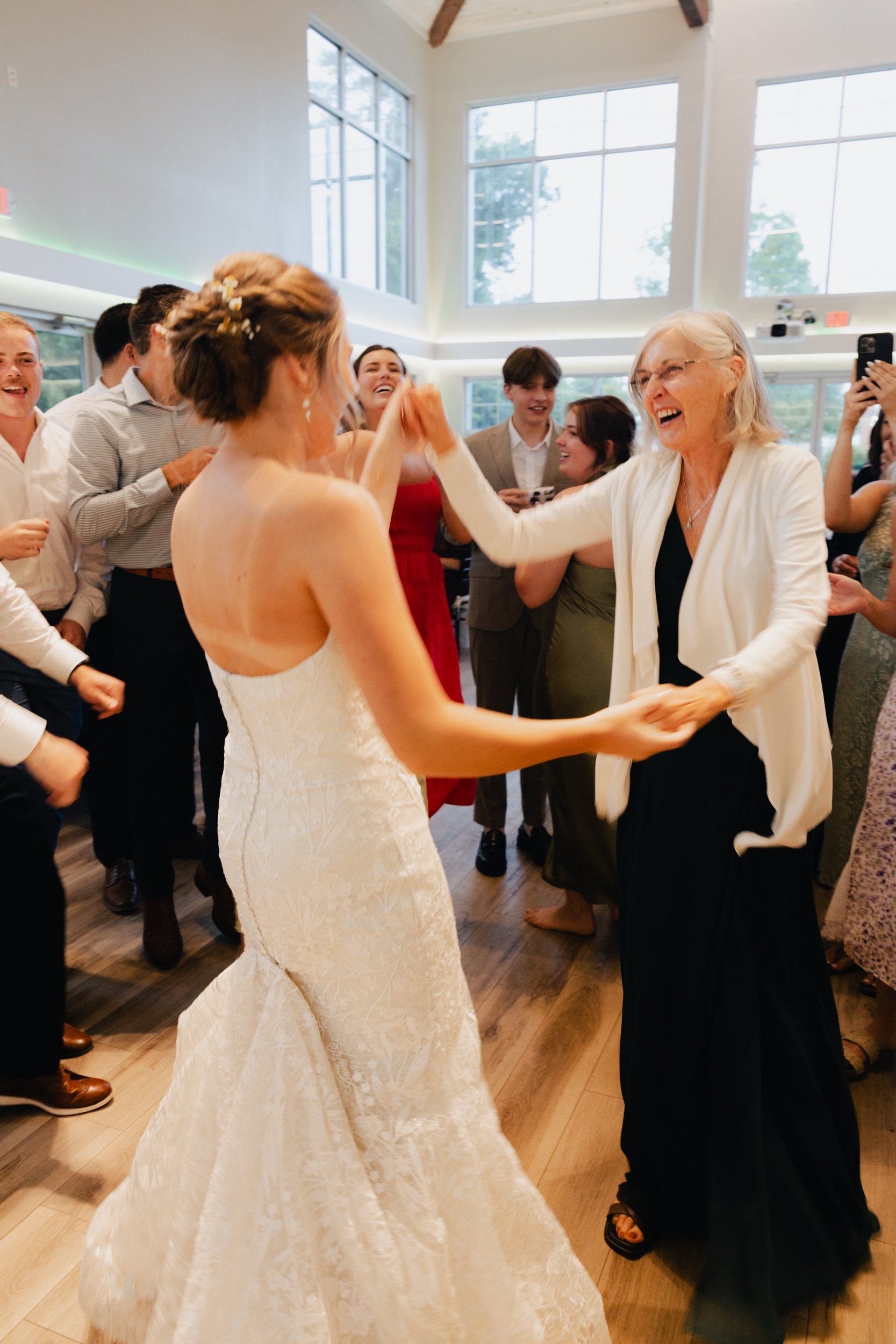 virginia-beach-wedding-haley-josh-175.jpg