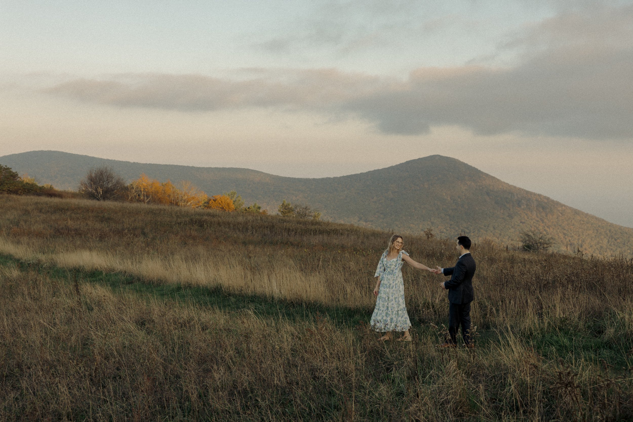 virginia-wedding-mountain-engagement-photo-session-32.jpg