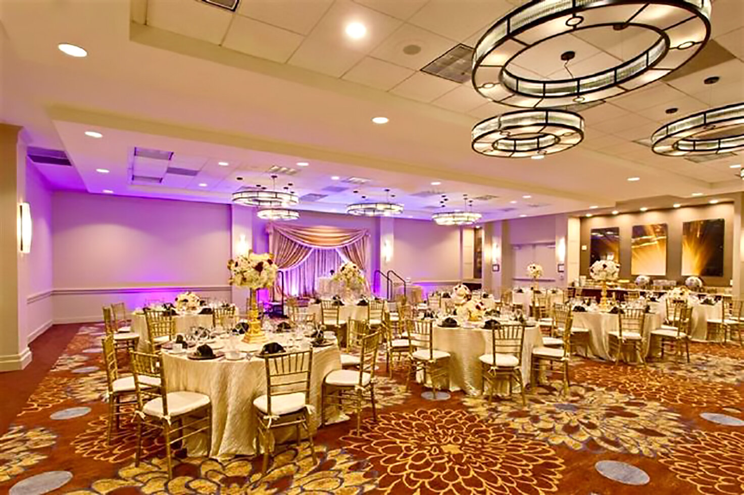Holiday Inn Long Beach Airport Hotel Banquet Room