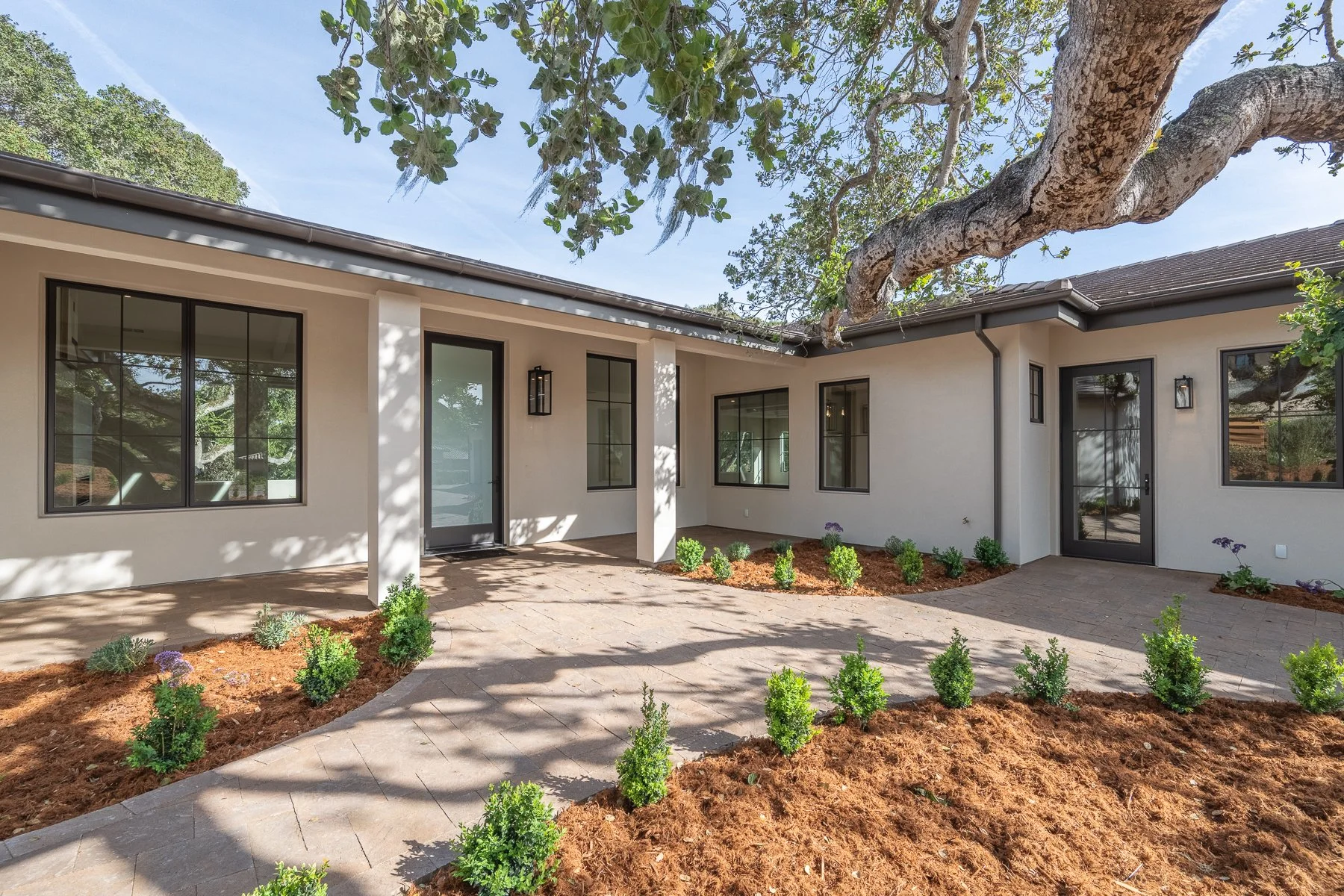 423_Estrella_D_Oro_Ave_055 web.jpg