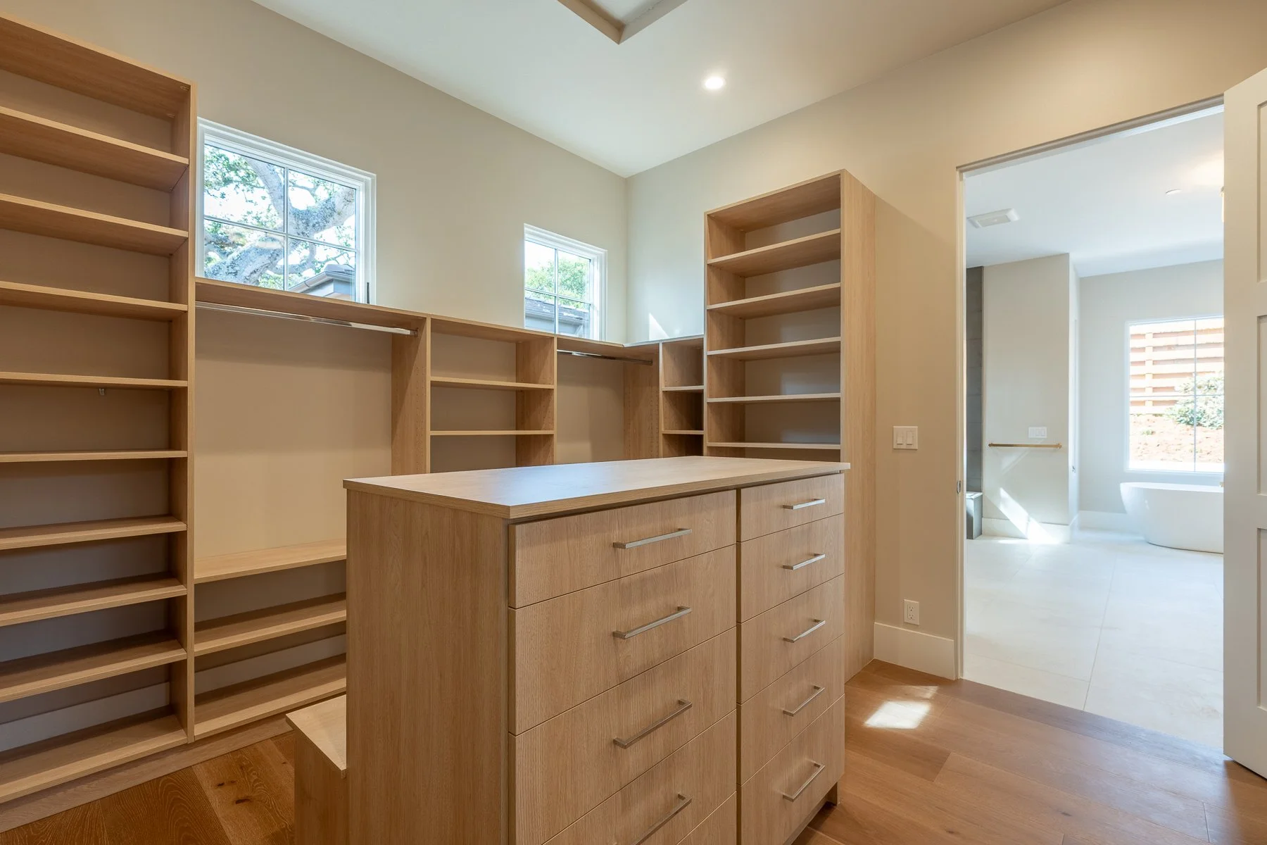 423_Estrella_D_Oro_Ave_016 web.jpg