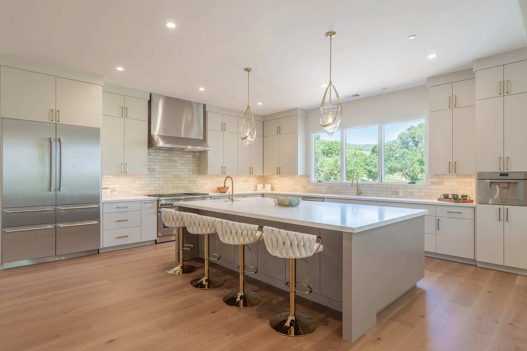 423_Estrella_D_Oro_Ave_078 web.jpg