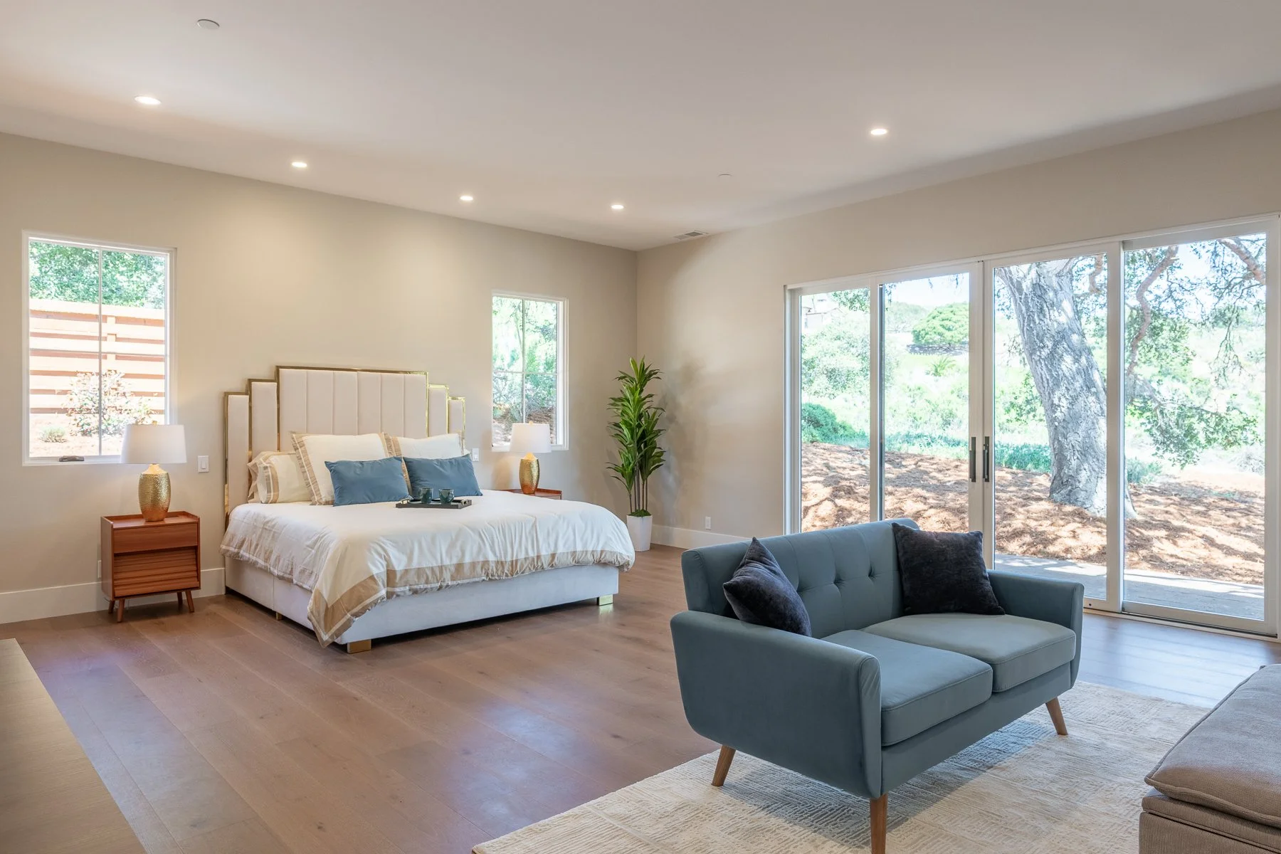 423_Estrella_D_Oro_Ave_102 web.jpg