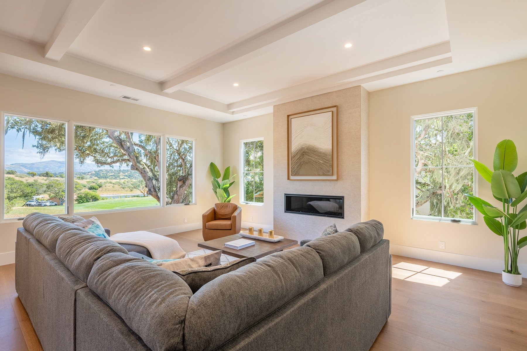 423_Estrella_D_Oro_Ave_082 web.jpg