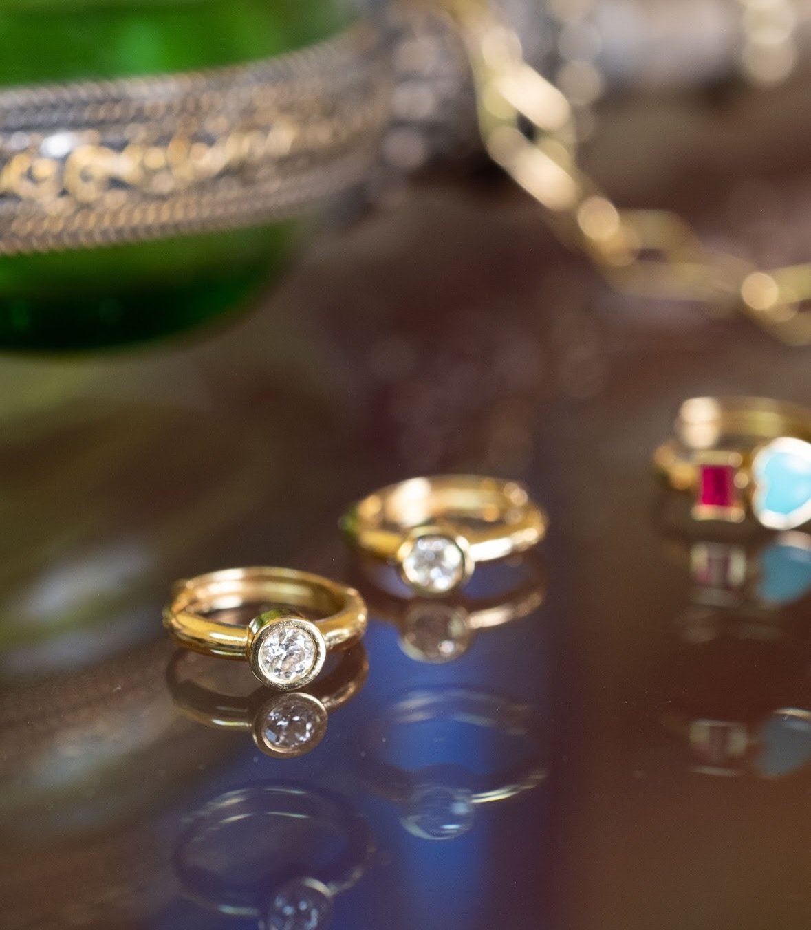 Sparkle through the season with modern heirlooms inspired by ancient treasures ✨

Our Orb and Tillya Tepe Heart Huggies celebrate color, meaning, and craftsmanship in diamonds, turquoise and ruby, or lapis and emerald set in timeless symbols. 

Jewel