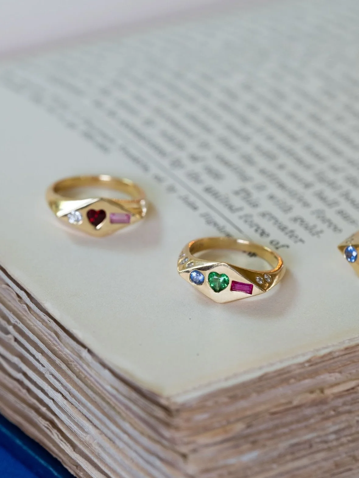 Our signature Zan Signet in reds, blues, and rainbow. Both ancient and modern at the same time. Which colorway calls to your heart? &diams;️🧿🌈

#Mazahri #ethicaljewelry #coloredgemstones #signetring #modernancient