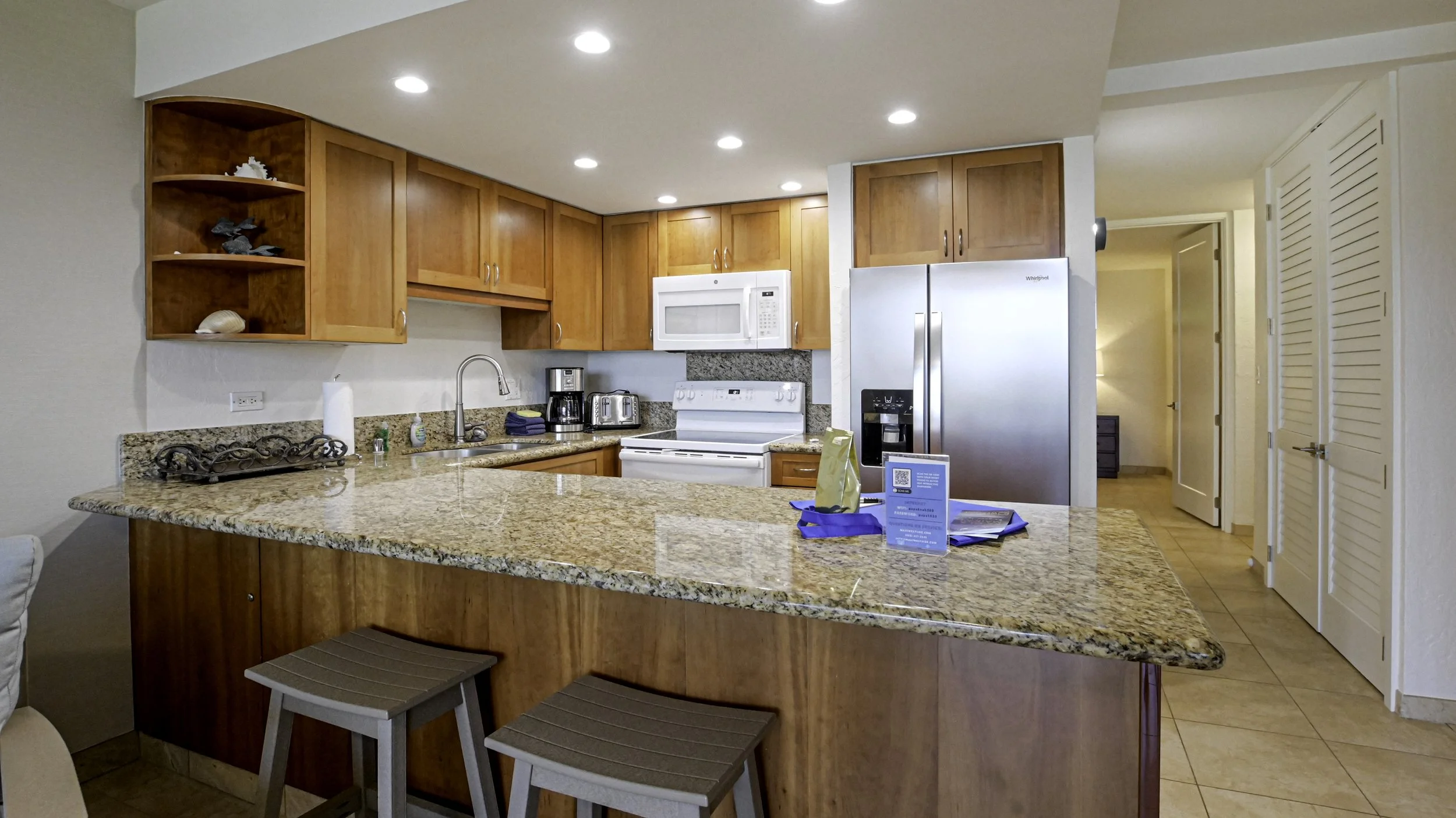 PapaK303_26_ Kitchen_02.jpg