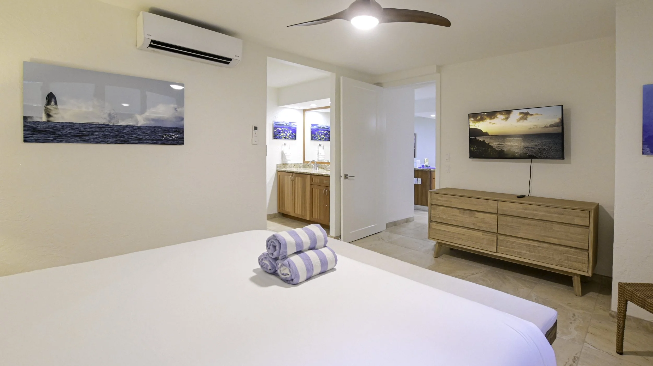 PapaK303_26_ Primary Bed_03.jpg