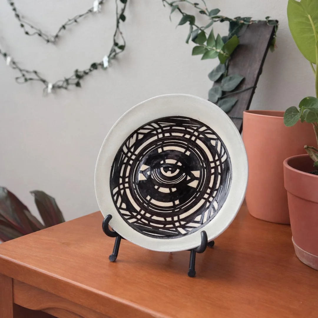 seeing_eye plate.jpg