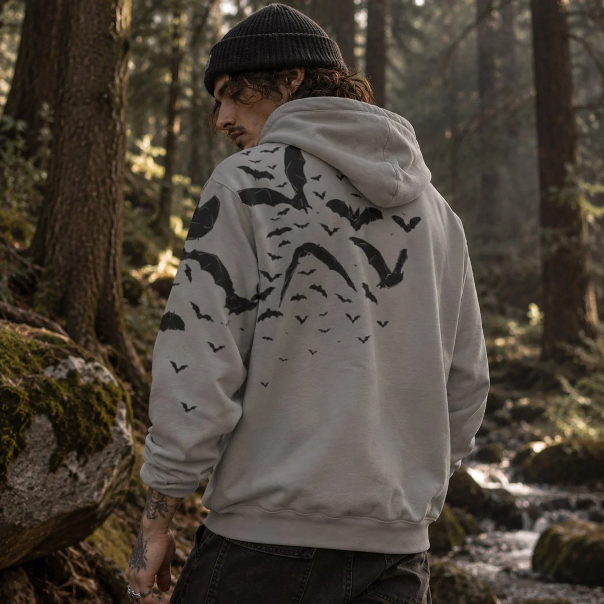bat_sweatshirt_3.jpg
