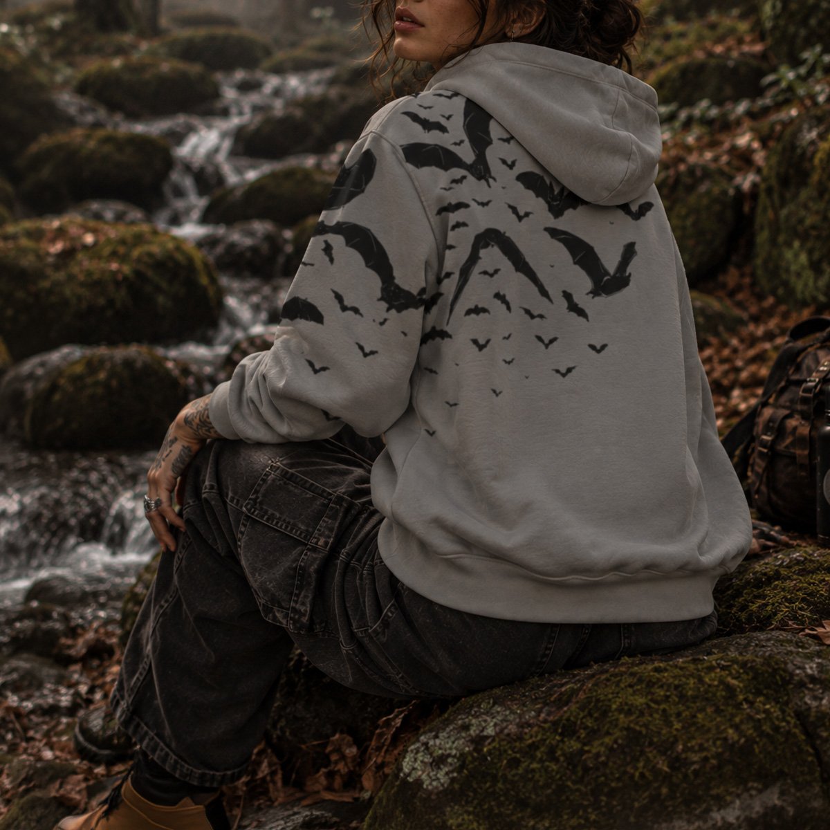 bat_sweatshirt_2.jpg