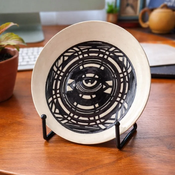 seeing_eye plate_3.jpg