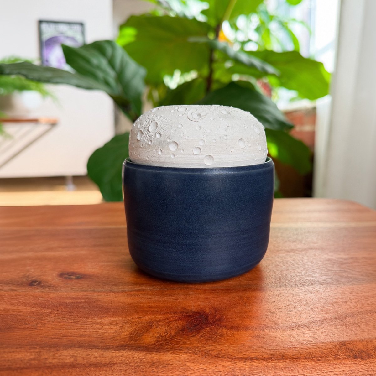 moon_jar_1.jpg