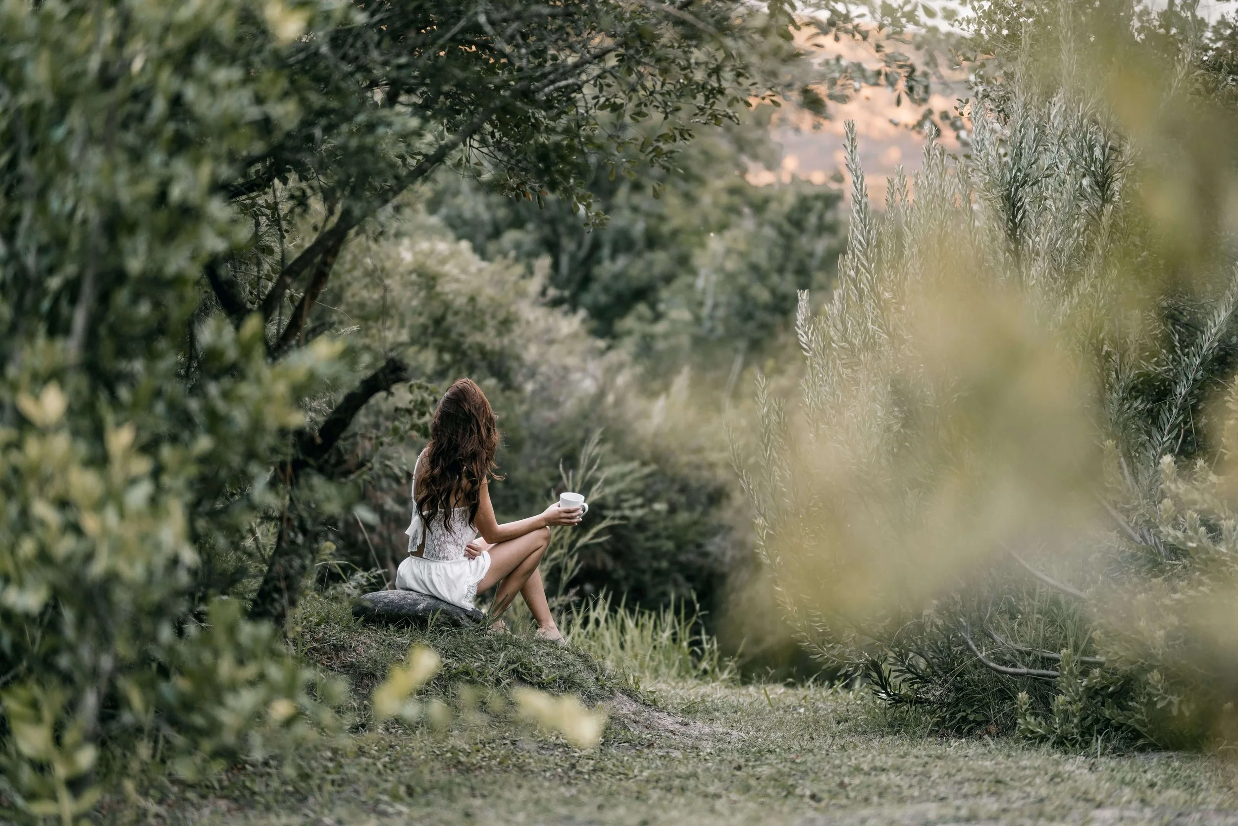 Sitting outside | jewish therapist in san diego, ca | lgbtq therapy in san diego, ca | lgbtq therapist in san diego | San Diego, ca