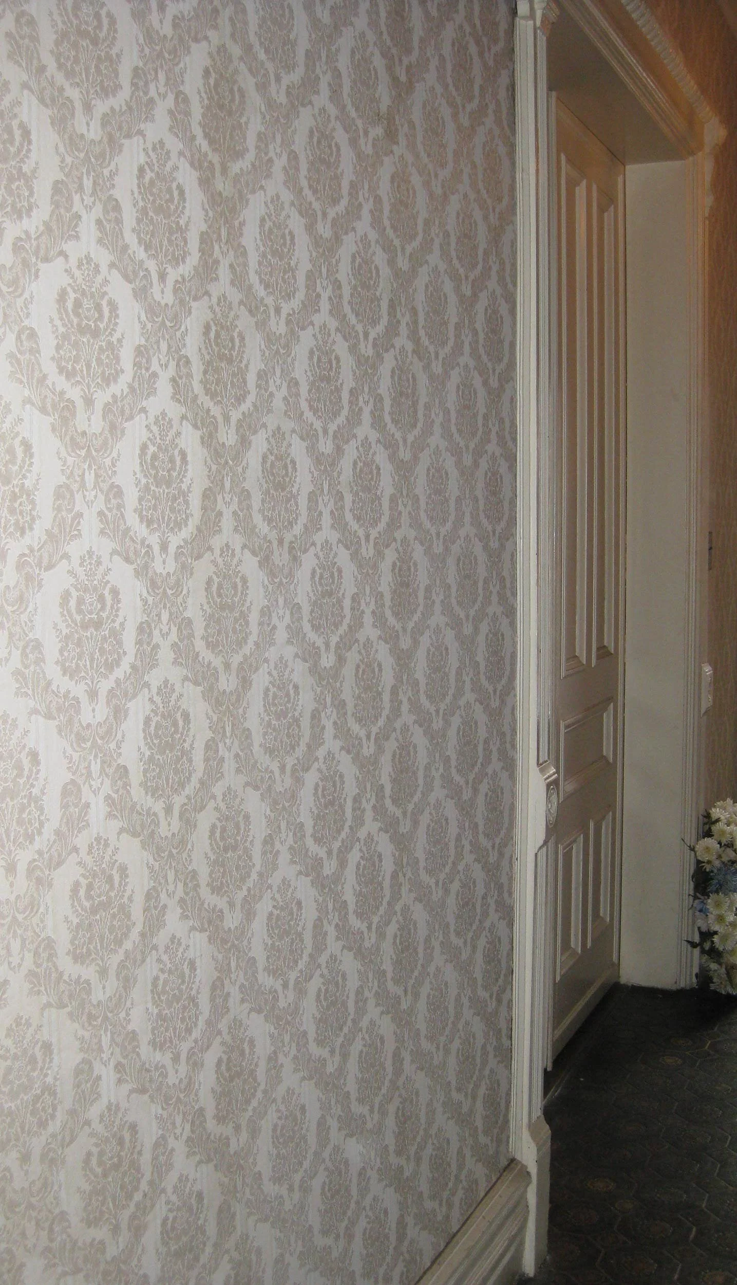 wallpaperhall.jpg