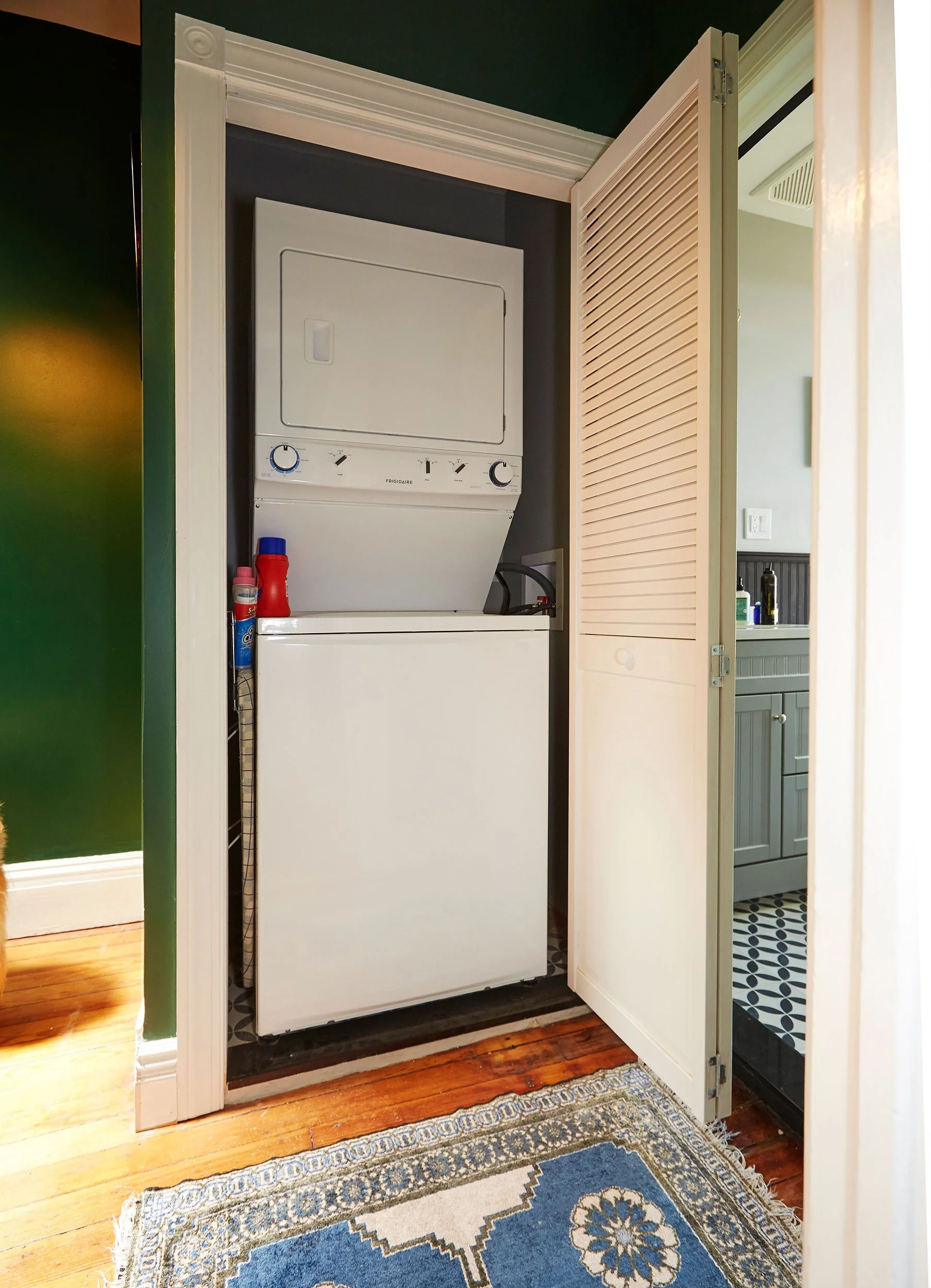 macd2laundrycloset.jpg