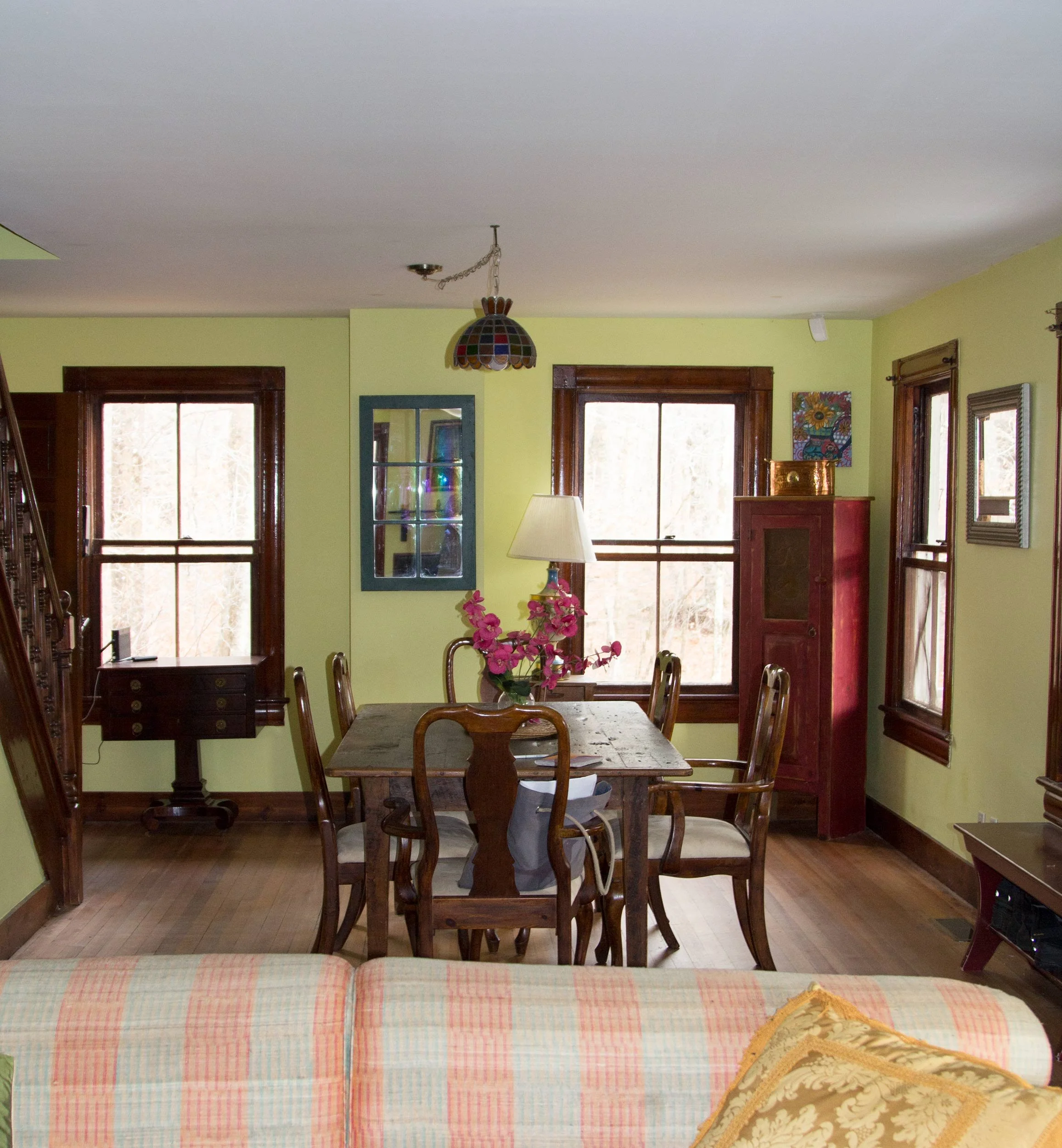 crimsoncatskills_projectgallery2_kellydiningroombefore.jpg