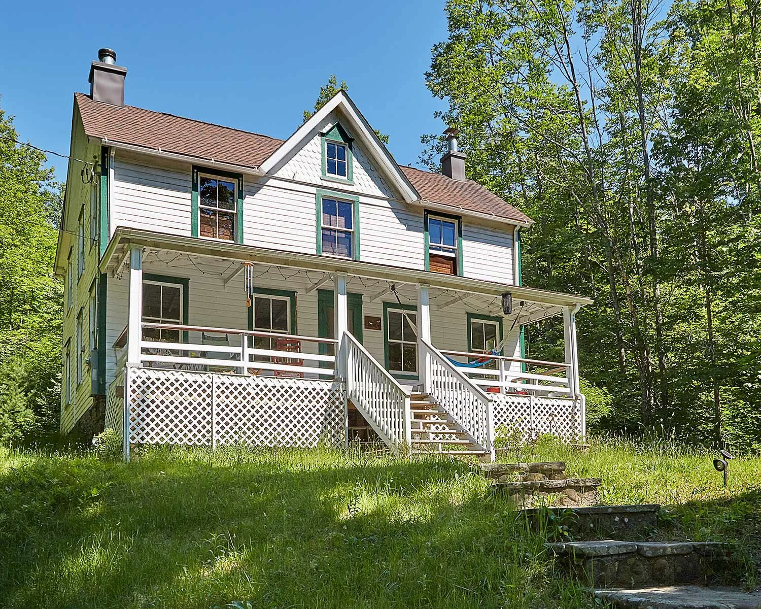 Spacious Phoenicia Farmhouse with Mountain Views