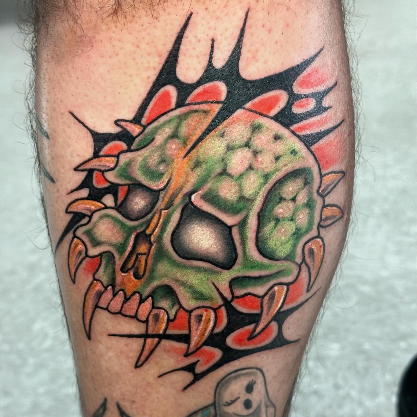 Bramble skull by @holly.exists 
Pop in and check out her extensive design collection to choose from or have her make a custom tattoo. 
.
.
.
.
.
.
.
#spokanetattoo #spokanetattoos #tribaltattoo #neotribaltattoo #cyberpunk #cybertattoo #cybery2k #neot