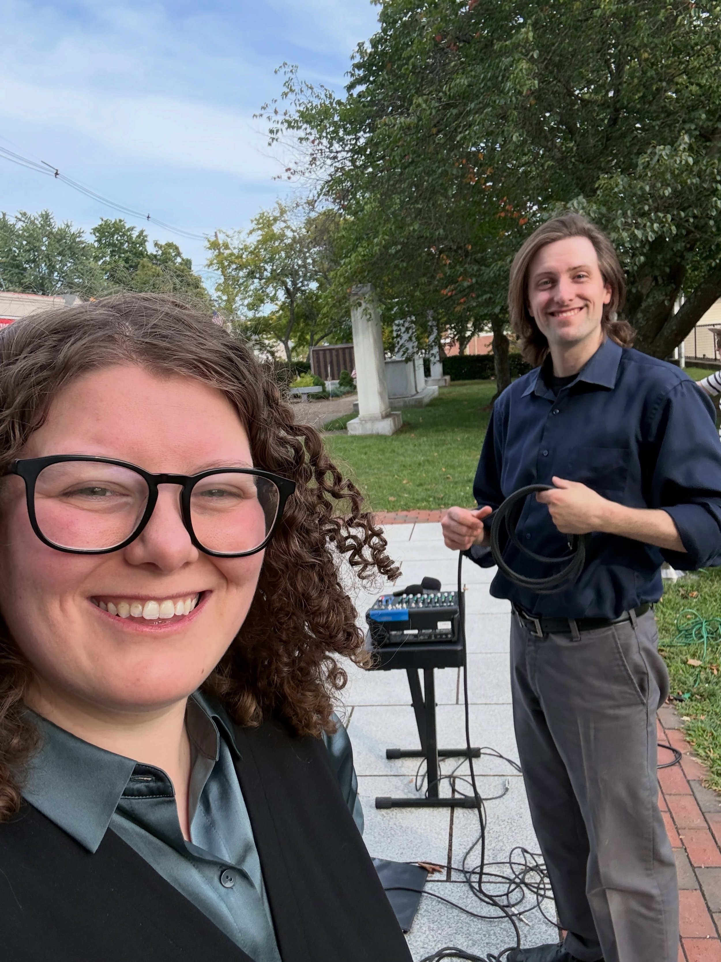 First performance of the Fall down, next up is performing at the @maynardfarmersmarket next Saturday. Each year we organize the season of musical acts for the farmer&rsquo;s market and towards the end of the season we perform on one of the Saturdays 