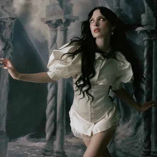 Holly Humberstone- Die Happy 