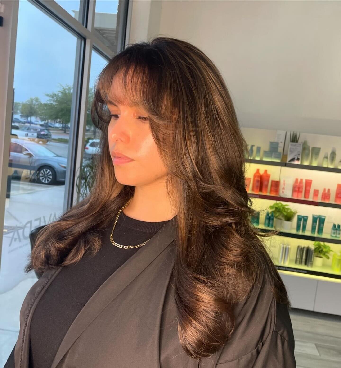 this color &amp; cut &gt;&gt;&gt;&gt; 🤎🤎🤎

#fortworthhair #fortworthhairstylist #avedacolor #avedaartist #dfwhair #dfwhaircolorist #fortworthhairsalon #kellerhairstylist #kellerhairsalon @aveda @neill @avedaartists