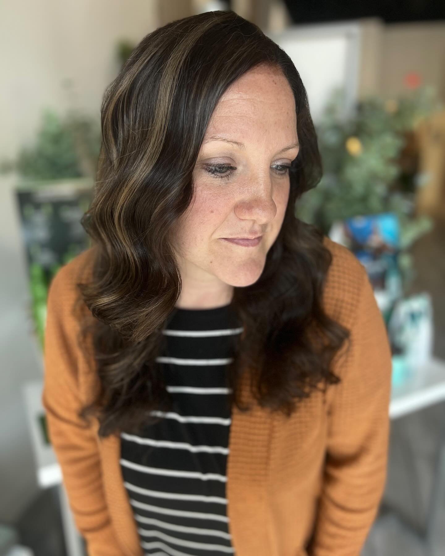 🍩The most perfect #brunette we&rsquo;ve ever laid eyes on. Madison at our Fort Worth location always delivers with the best consultations and blowouts 🤎🤎

@madison_davantisalon #davantididmyhair #avedatexas #fortworthsalon #kellersalon #dentonsalo