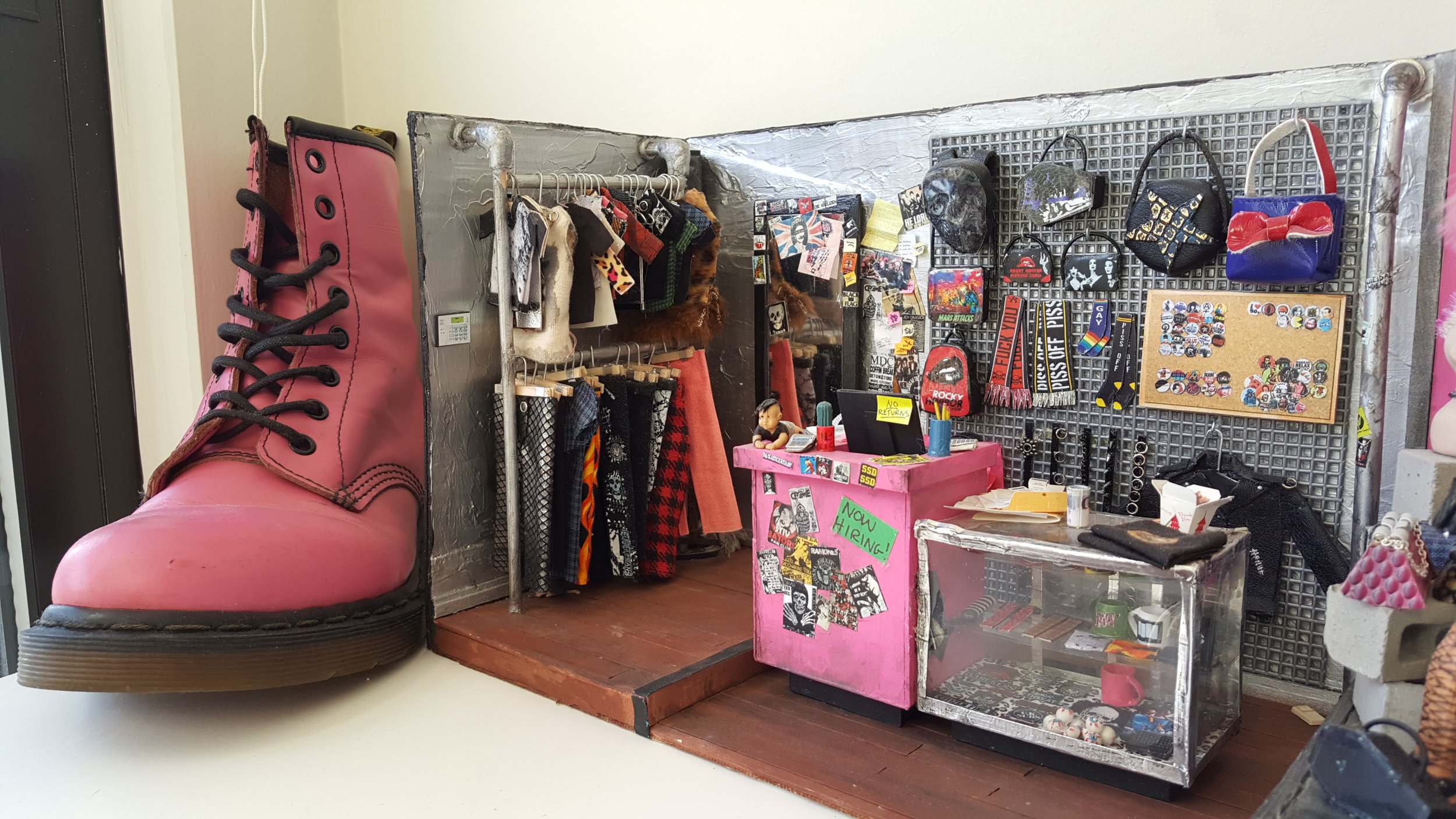 Garbage Punk Shop6.jpg
