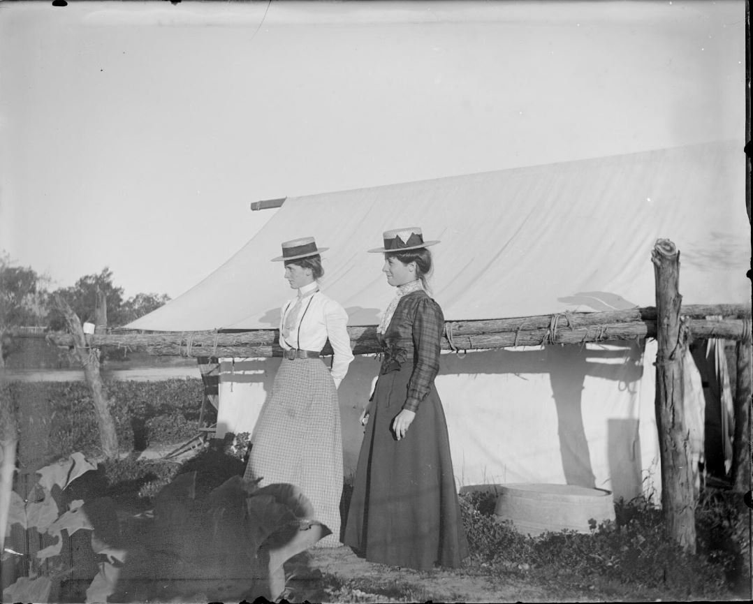Mrs Maude Delicia Robinson on left, and Mrs Davies, wife of the manager of the Prince of Wales mine at Reno, New South Wales [picture] / Charles Gabriel