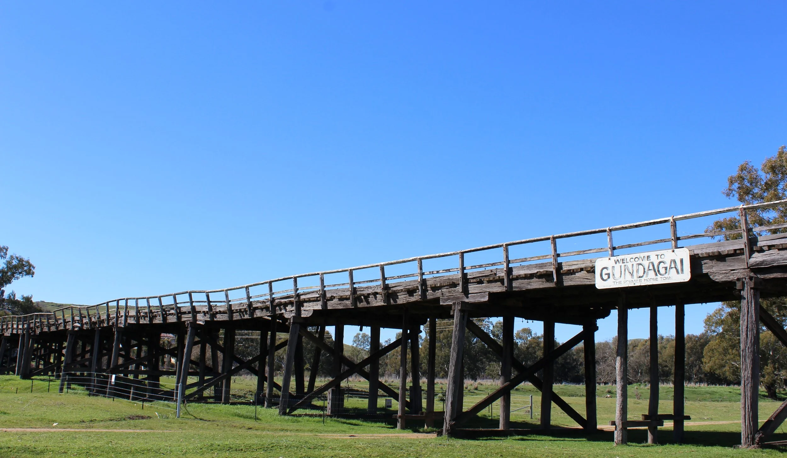 Jessie-Lee Waite - bridge.jpg