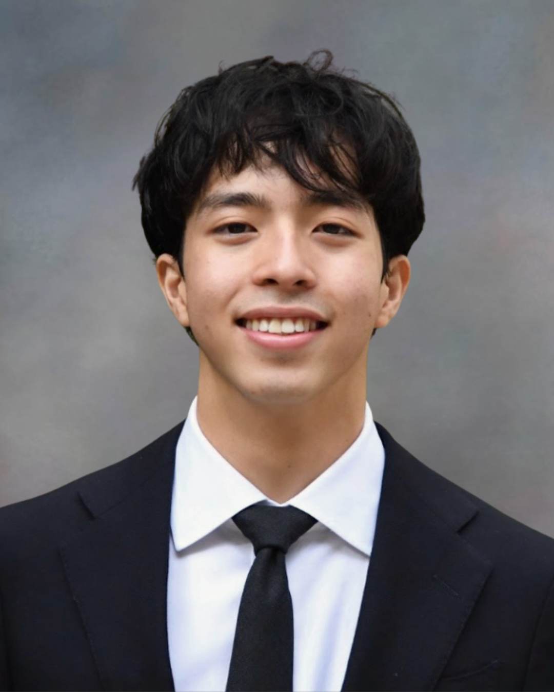 Stefan Sy (he/him)  
Hometown: Pharr, TX
  
Interests: Sci-fi, Long walks, Food trucks, Guitar, Açaí, Sardines, Baking, Soccer, Trying beverages   
School: Wharton & College of Arts and Science (Huntsman Program)   
Graduation Year: 2029  
Major: Fin