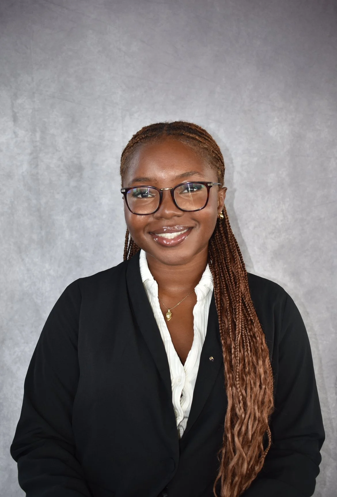 Kelechi Onyia (she/her)   
Hometown: Brooklyn, NY   
Interests: Dancing, Biking, Sitcoms and Romance Films, Trying new foods, and Wordle/Quordle/Scrabble   
School: Wharton   
Graduation Year: 2028   
Major: Finance   
Minor: Cognitive Science   
Pro