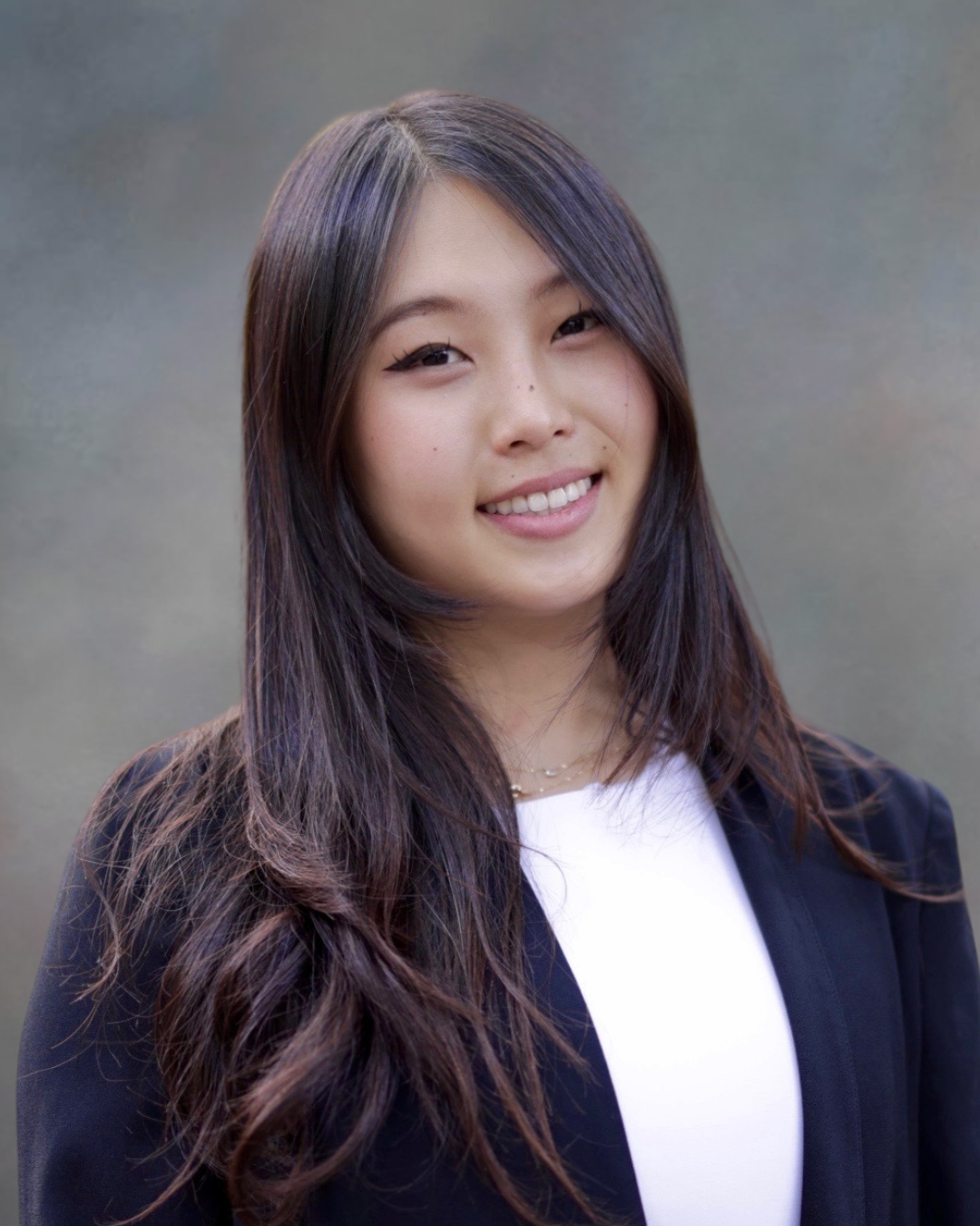 Christine Kang (she/her)  
Hometown: Palo Alto, CA  
Interests: Solo traveling, Cooking, Music festivals  
School: Wharton & College of Arts and Science (Huntsman Program)  
Graduation Year: 2026  
Major: Finance and International Studies  
Professio