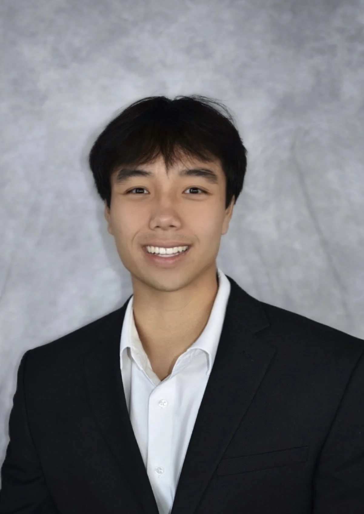 Bell Tran (he/him)  
Hometown: Anaheim, CA  
Interests: Hiking, Lifting, Basketball   
School: Wharton  
Graduation Year: 2028  
Majors: Statistics, Finance   
Professional Interests: Finance  