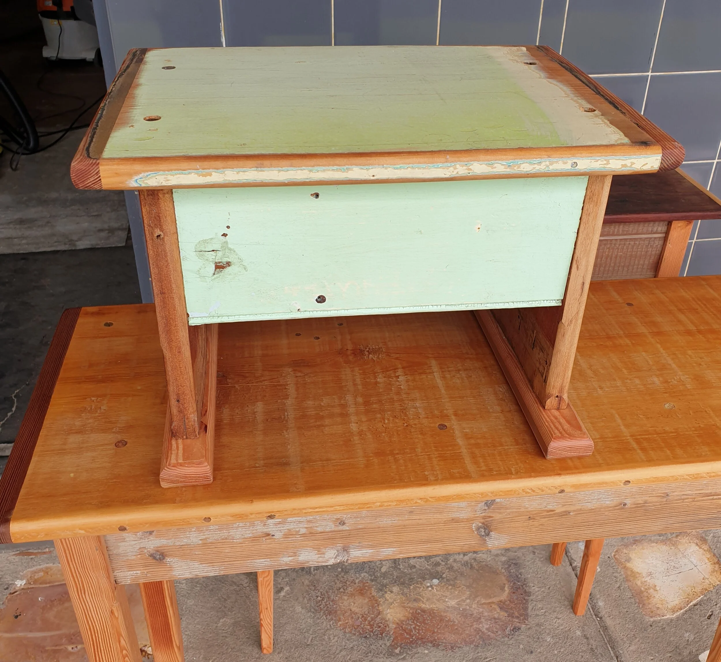 #931 side table or stool