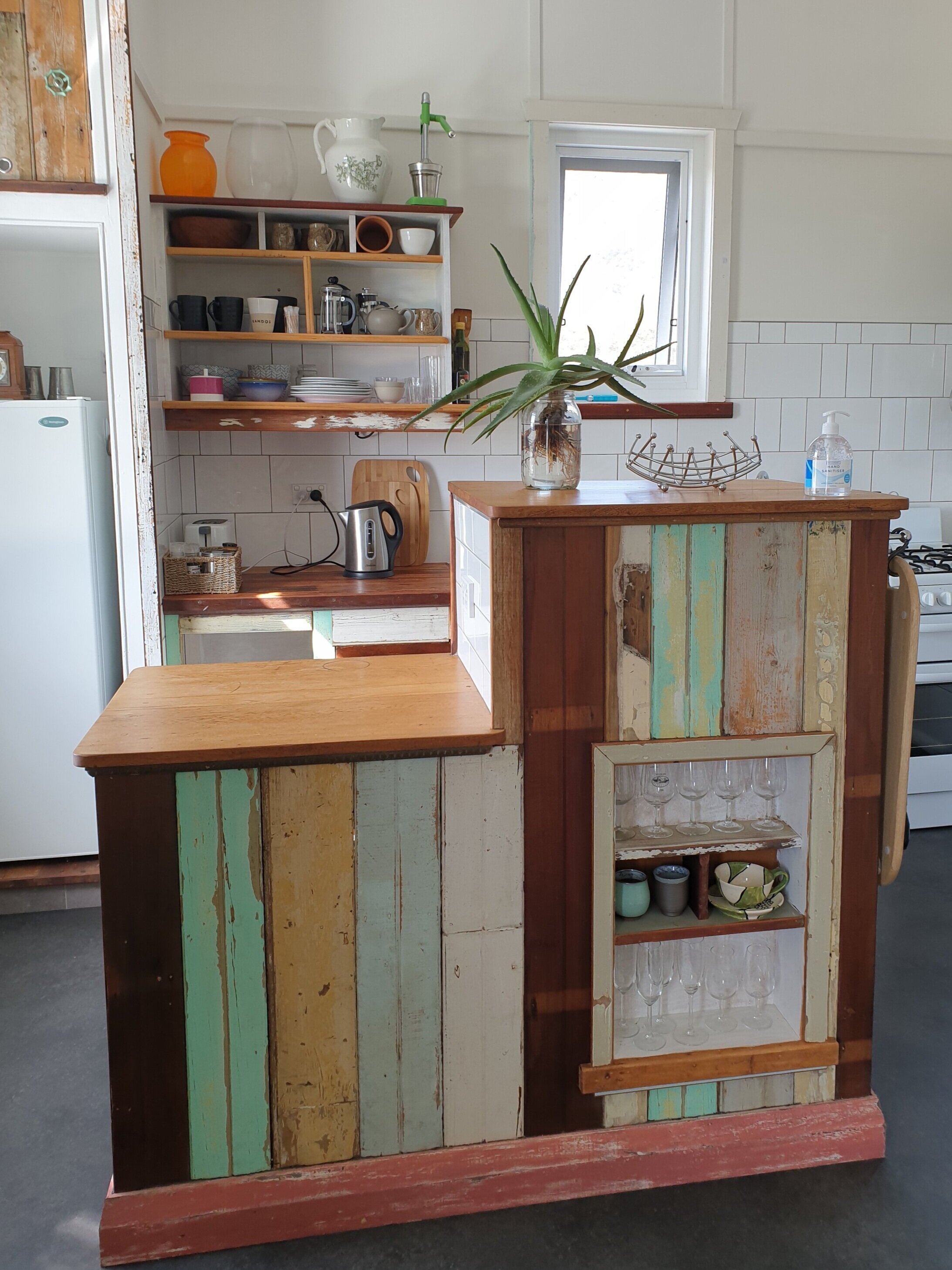 Kitchen2.jpg