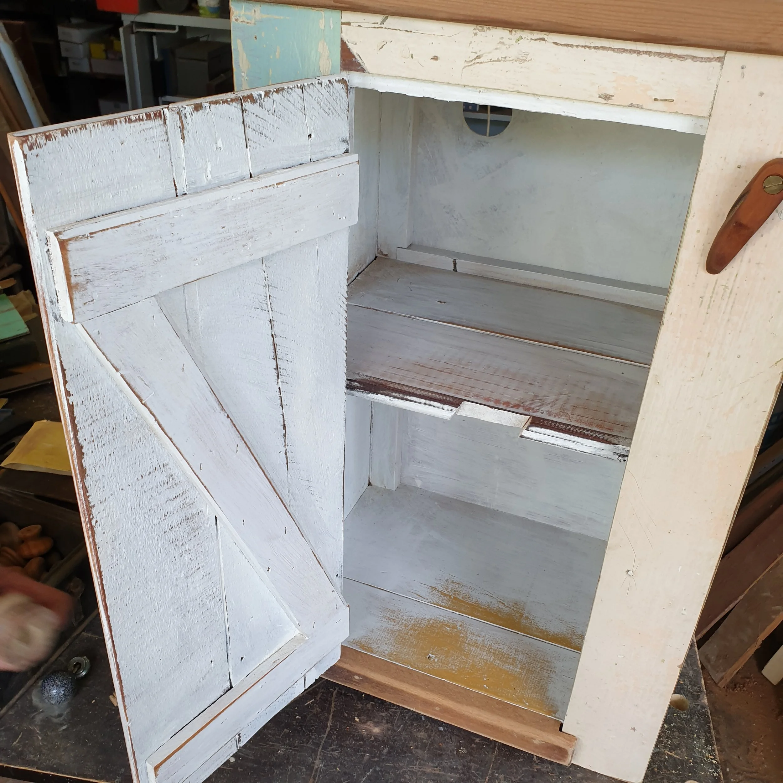 #958 Bobbie insides