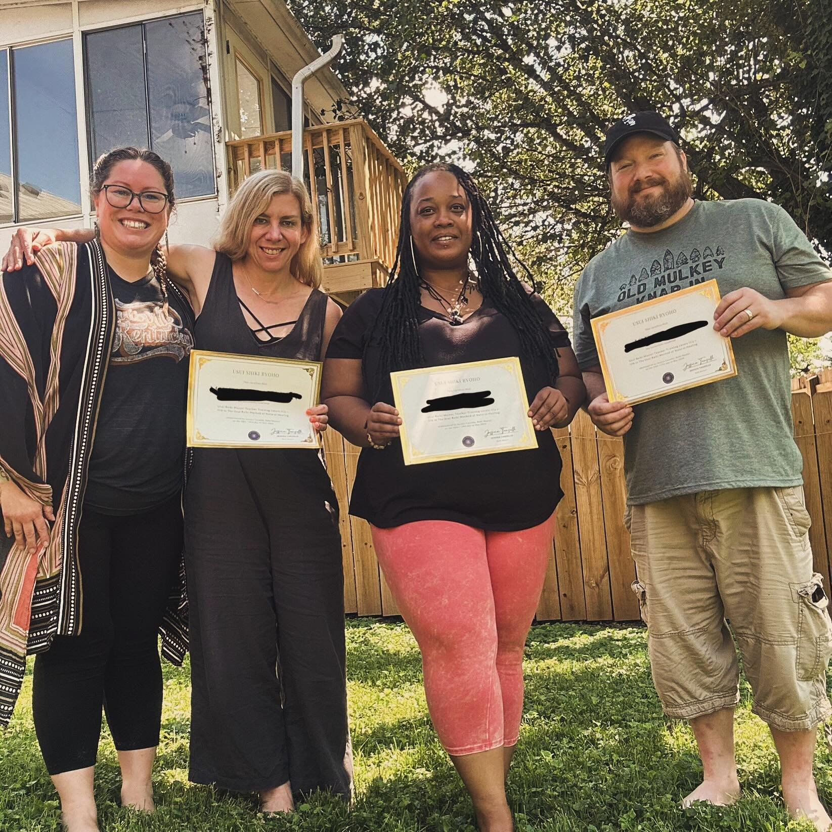 I want to congratulate these Reiki Master Healers on their certification over the weekend! What an honor to offer this class and be in the energy of these Reiki Practitioners. Thank you for your presence and dedication to your personal healing and he