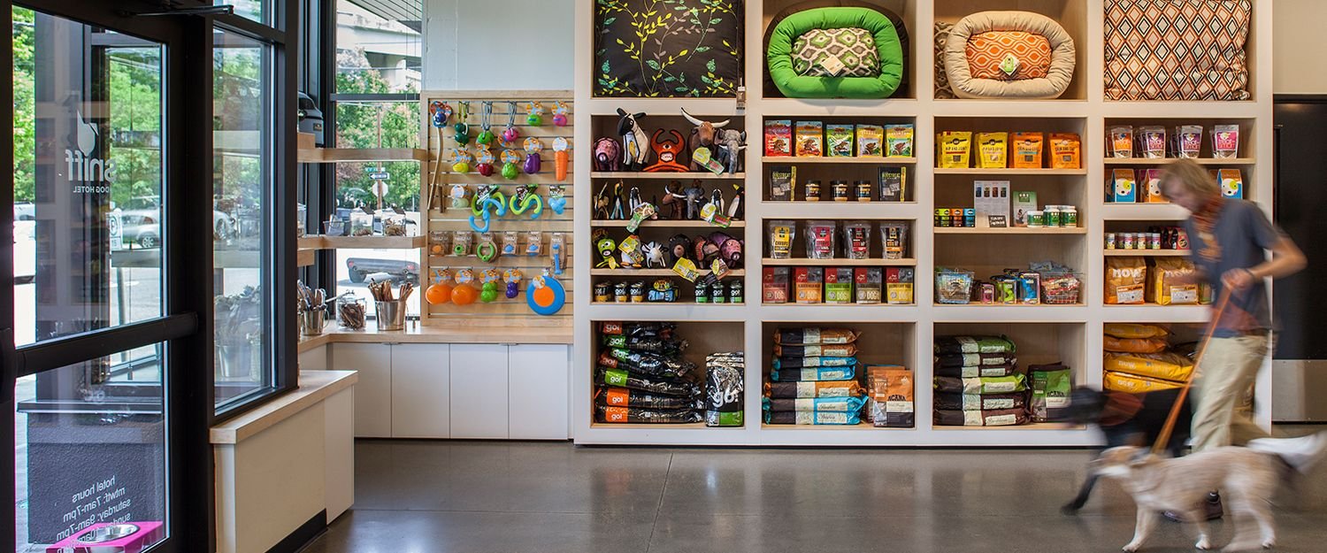 Pet store top willow lawn