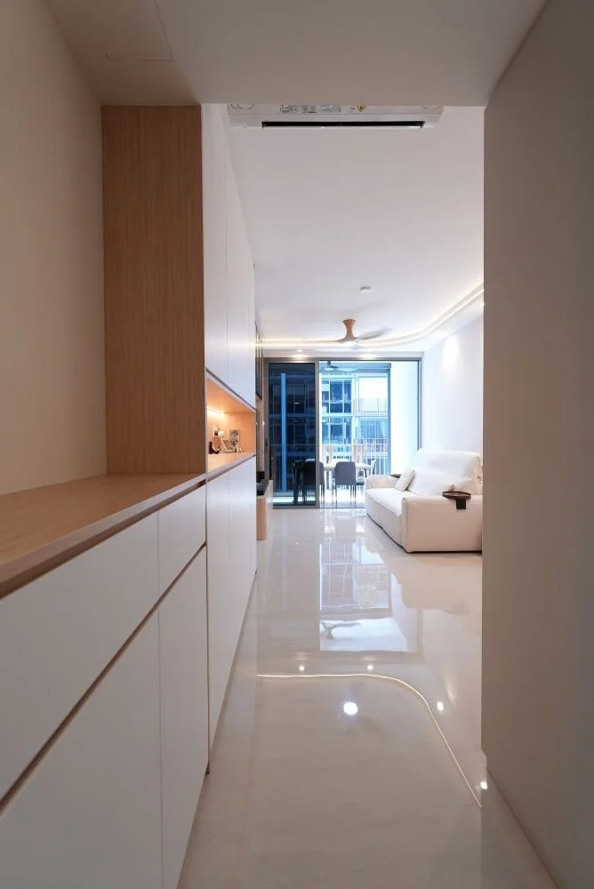 Yishun Close New Condo 3 Bedder entrance hallway interior design