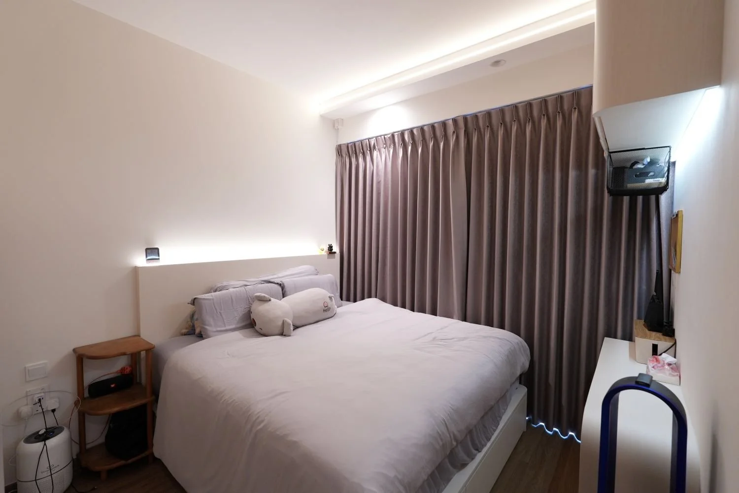 Yishun Close New Condo 3 Bedder master bedroom interior design