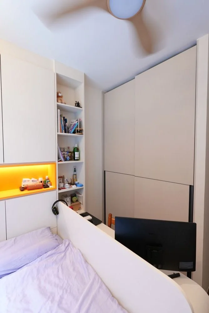 Yishun Close New Condo 3 Bedder bedroom built-in wardrobe