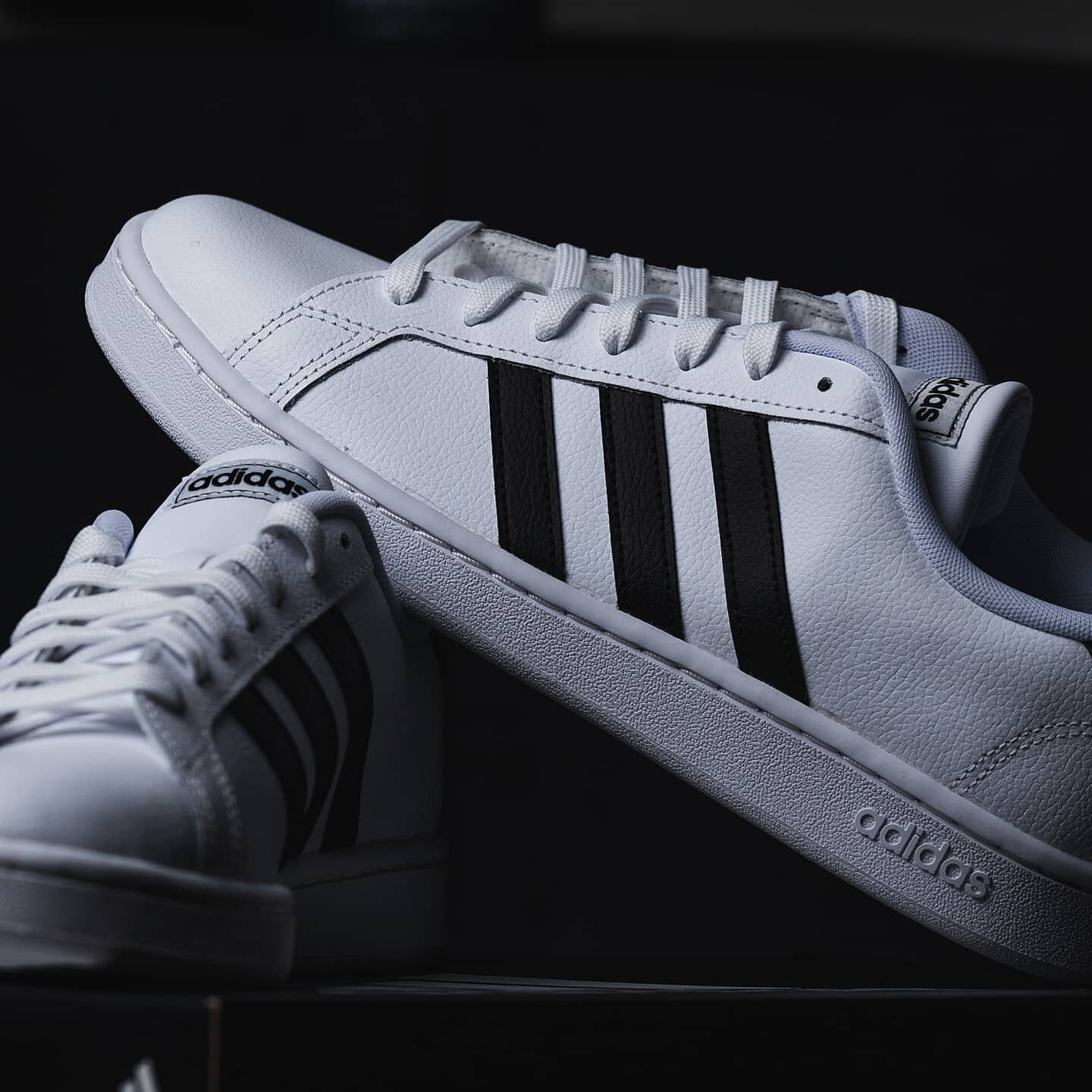 #adidasshoes #studioshooting #adidasgrandcourt
