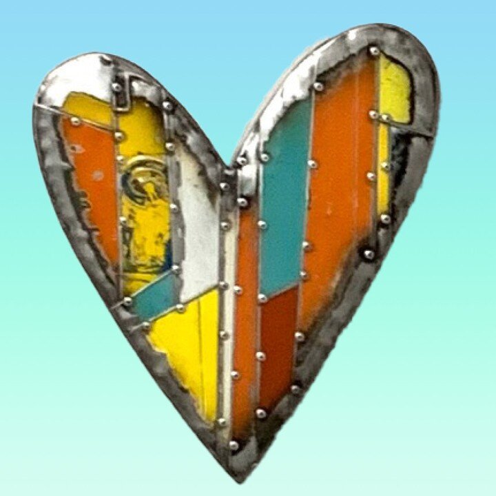 HAPPY VALENTINE'S DAY!
Coming soon- a new collection of heart sculptures by California artist Anthony Hansen. Recycled auto sheet metal is riveted together to create a patchwork of the past and present.

#heart #recycledmetal #metalart #rockyneckartc