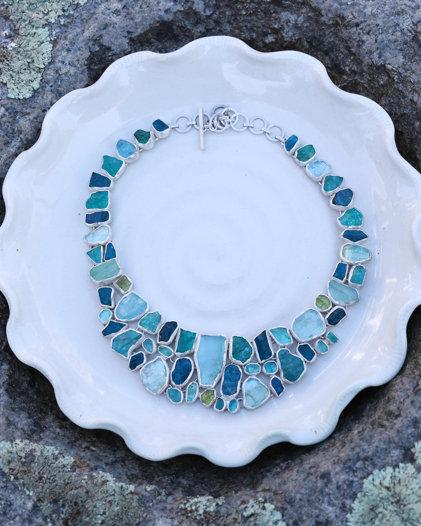 Channeling raw beauty with this chunky aquamarine necklace in sterling silver💎✨ 

Handcrafted by Michael Conner 

#NaturalElegance #RawBeauty #statementnecklace #sterlingsilver #silverjewelry #handcrafted #handmadejewelry #artgallery #fashionjewelry